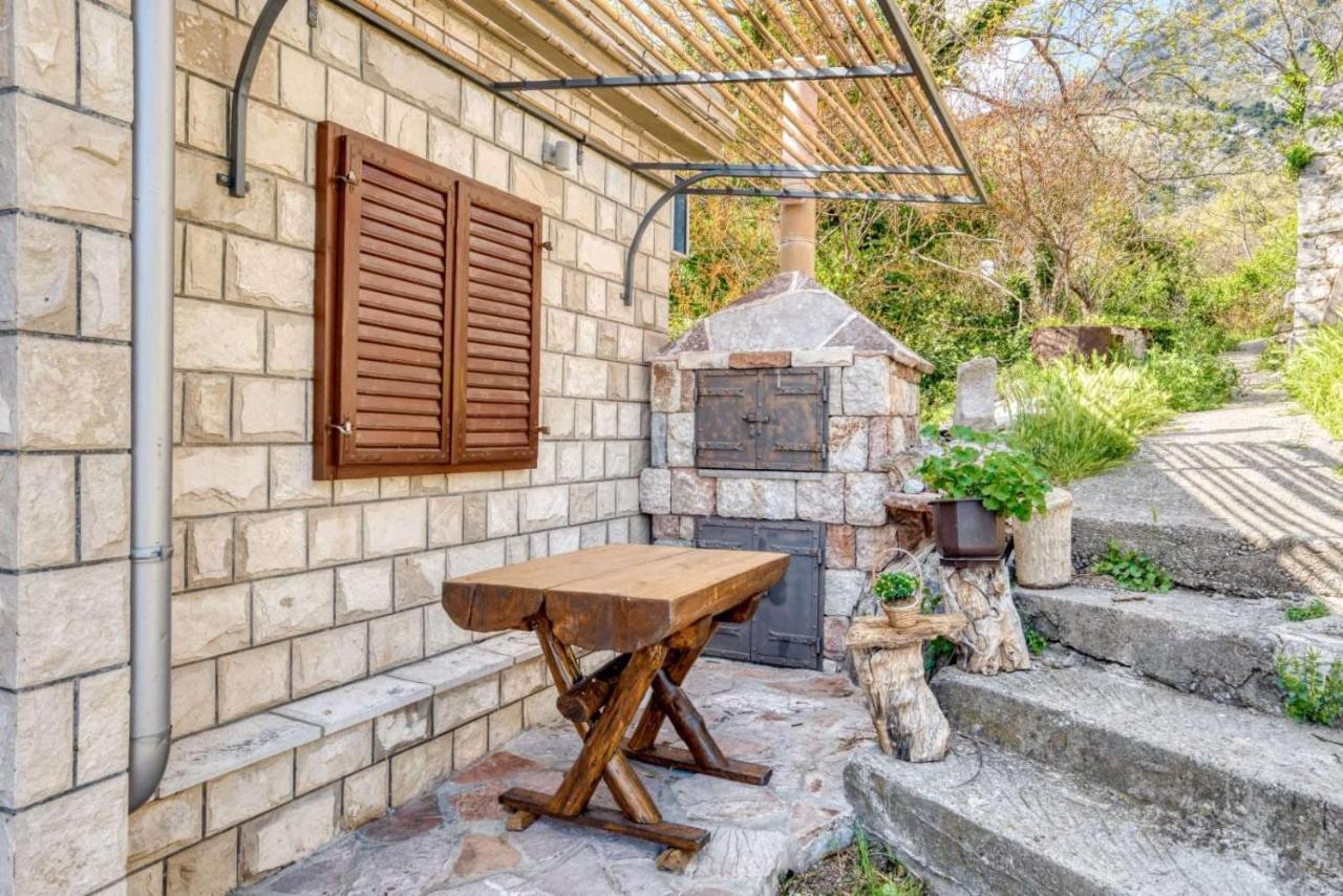 Appartamento Savovic_Lux Petrovazzo Esterno foto