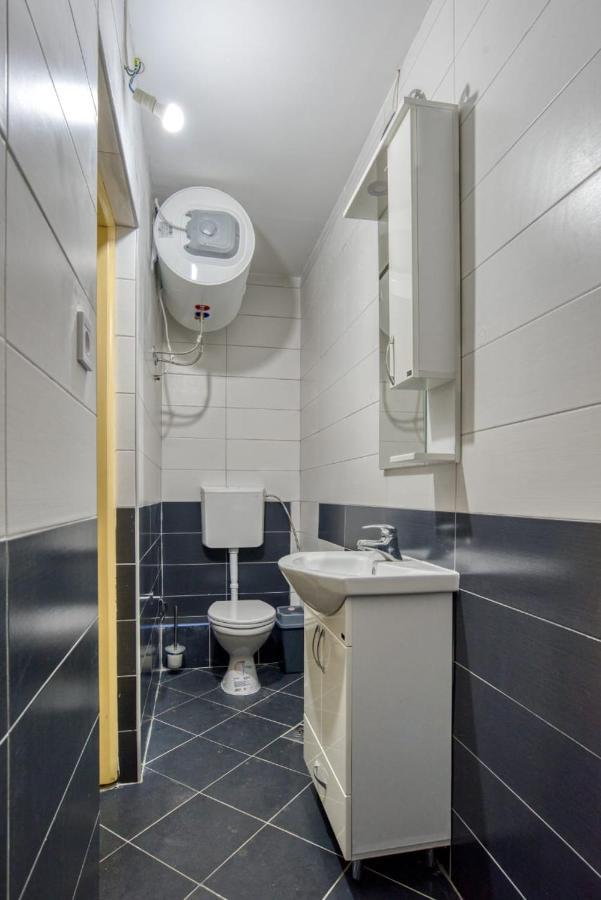 Appartamento Savovic_Lux Petrovazzo Esterno foto
